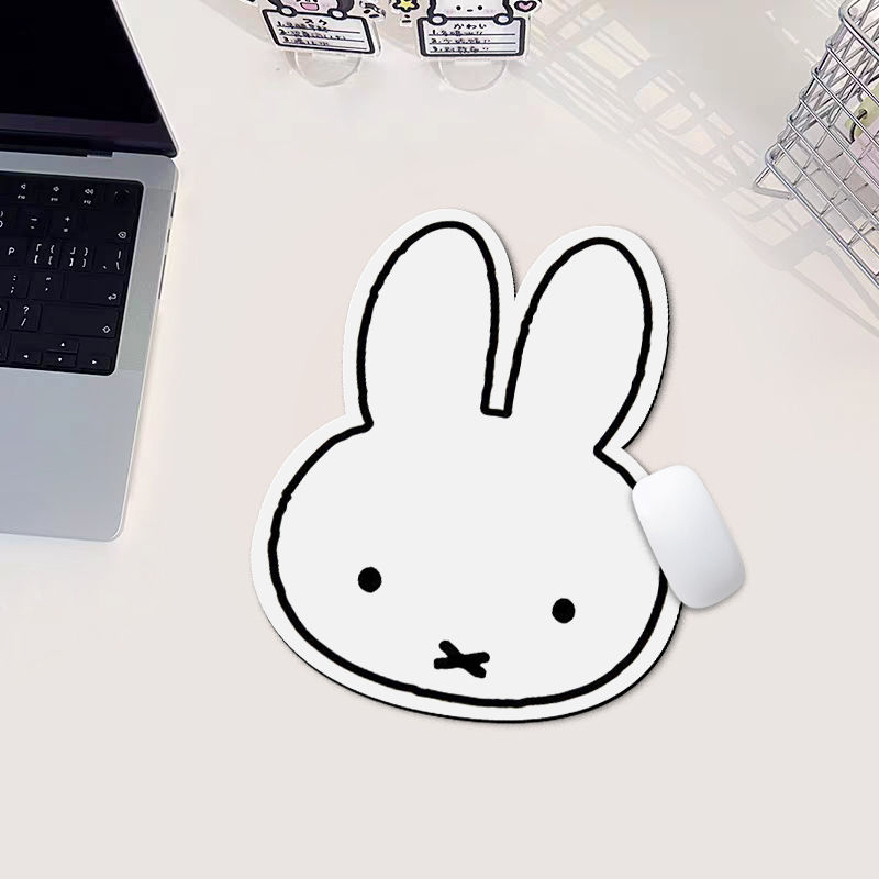 Miffy Mouse Pad Kawaii Cartoon - огляд і ціна Kawaii Tech Accessories