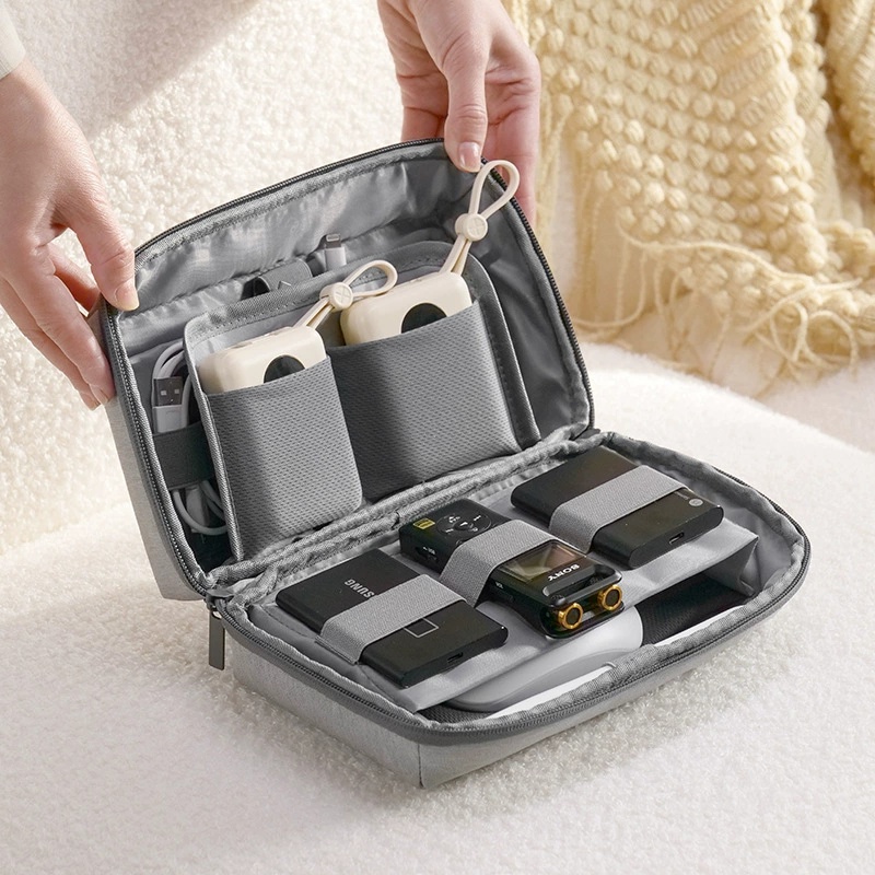 Electronics Organizer Travel C - огляд і ціна Tech Accessories Travel Organizer Pouch